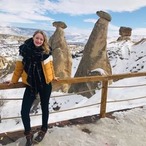 Meet your Posher, Toni